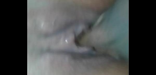  A bucetinha da minha esposa sendo penetrada